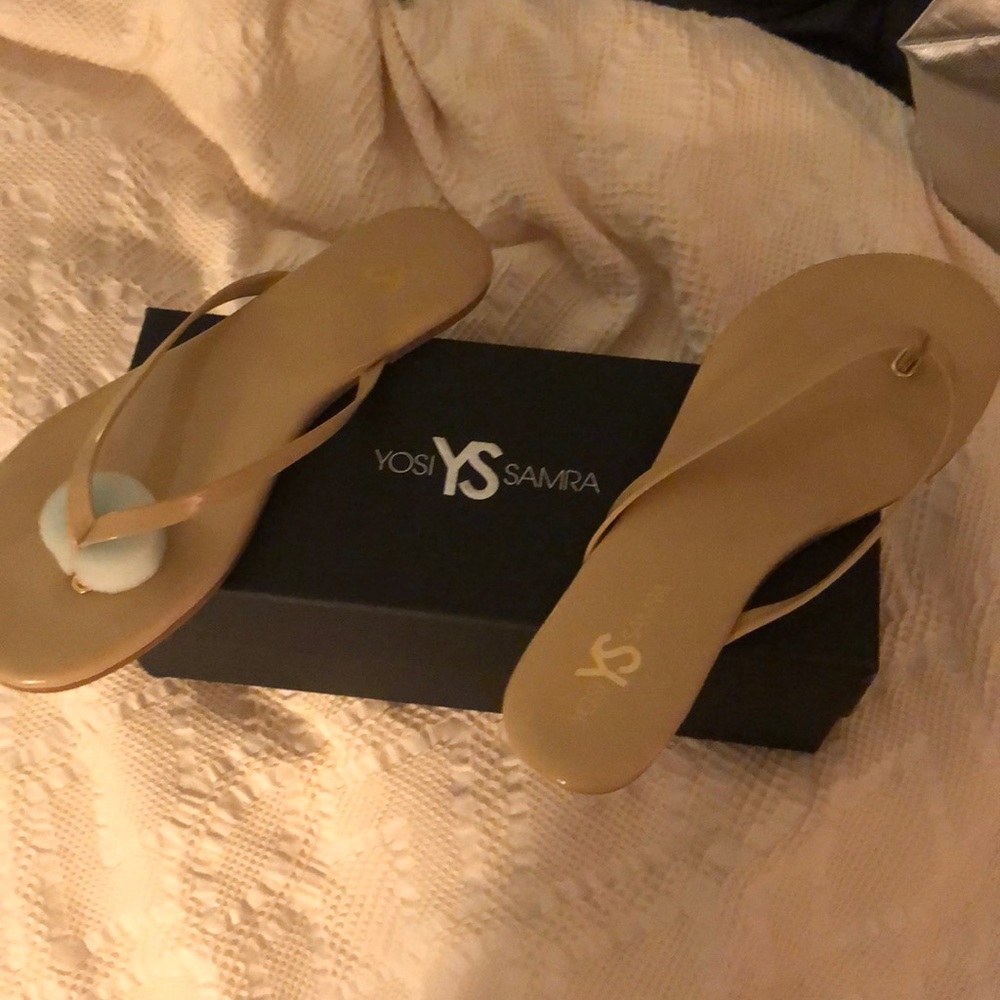 Yosi Samra NWTS tan flip flops